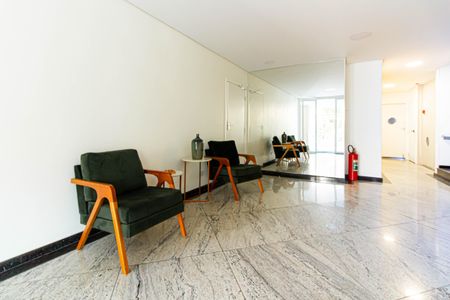 Apartamento à venda com 107m², 3 quartos e 1 vaga Apartamento à venda com 107m², 3 quartos e 1 vagaHall social