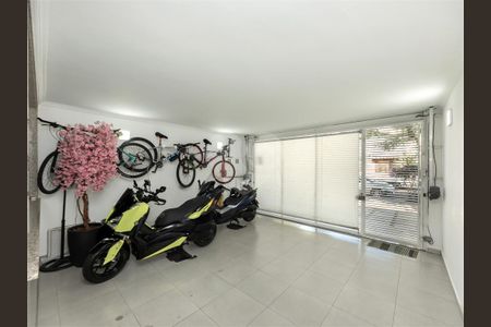 Casa à venda com 231m², 3 quartos e 2 vagas