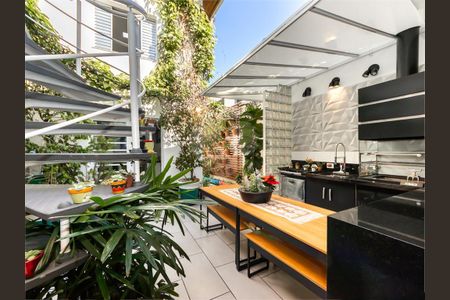 Casa à venda com 231m², 3 quartos e 2 vagas