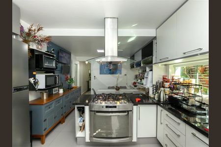 Casa à venda com 231m², 3 quartos e 2 vagas