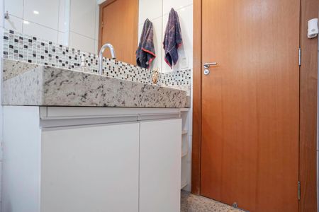 Apartamento à venda com 128m², 4 quartos e 2 vagasBanheiro social 