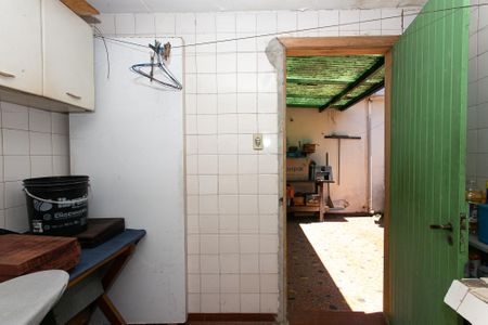 Casa à venda com 195m², 5 quartos e 4 vagasQuarto de Serviço