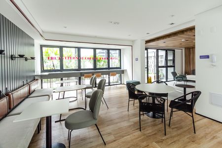 Apartamento à venda com 27m², 1 quarto e sem vaga Apartamento à venda com 27m², 1 quarto e sem vagaHall