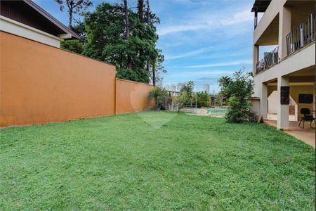 Casa à venda com 3 quartos, 415m² em Santo Amaro, São Paulo