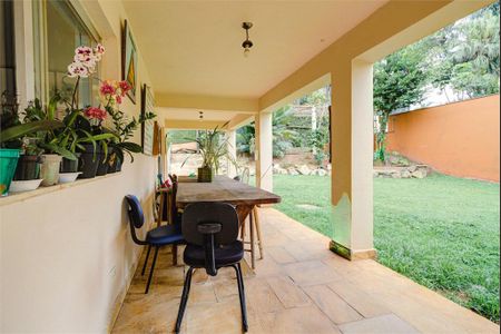 Casa à venda com 3 quartos, 415m² em Santo Amaro, São Paulo