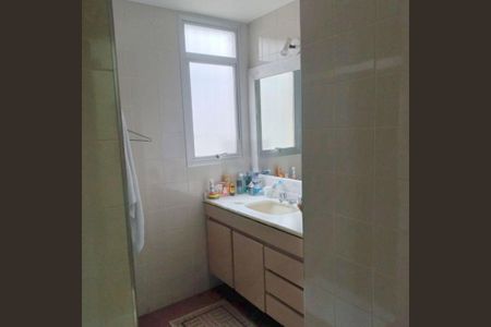 Apartamento à venda com 180m², 4 quartos e 1 vaga