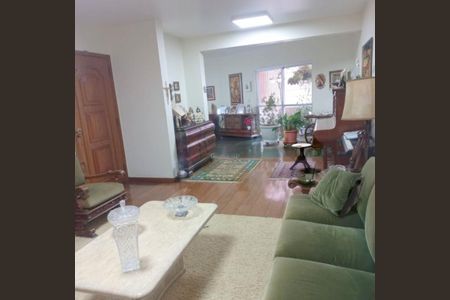 Apartamento à venda com 180m², 4 quartos e 1 vaga