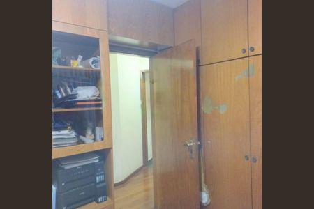 Apartamento à venda com 180m², 4 quartos e 1 vaga
