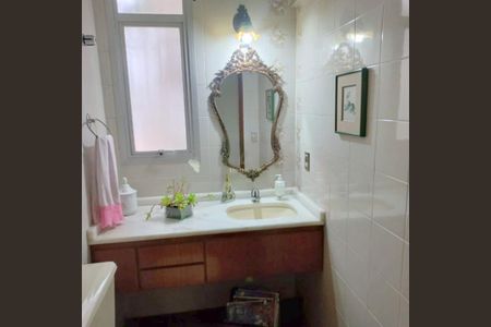 Apartamento à venda com 180m², 4 quartos e 1 vaga