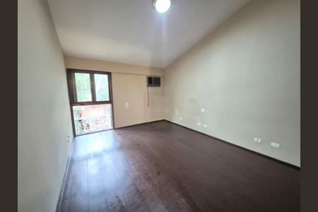 Casa à venda com 4 quartos, 747m² em Jardim dos Estados, São Paulo