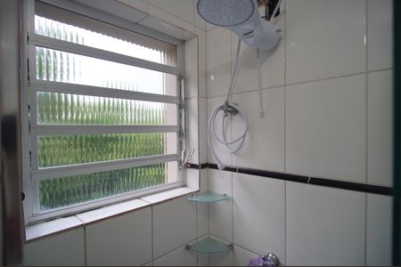 Apartamento para alugar com 45m², 2 quartos e sem vagaBanheiro