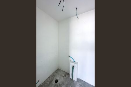 Apartamento à venda com 250m², 3 quartos e 3 vagasLavabo 1