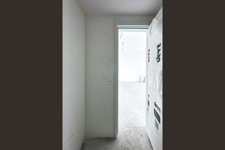 Apartamento à venda com 250m², 3 quartos e 3 vagasLavabo 2