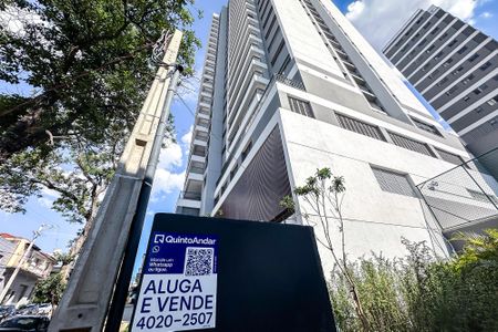 Apartamento à venda com 250m², 3 quartos e 3 vagasFachada