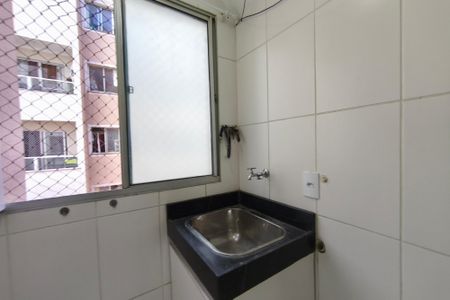 Apartamento para alugar com 64m², 3 quartos e 1 vagaÁrea de Serviço