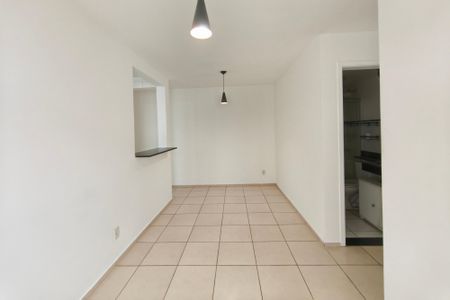 Sala de apartamento para alugar com 3 quartos, 64m² em Jardim Nova Europa, Campinas