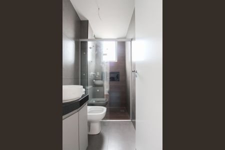 Apartamento para alugar com 110m², 3 quartos e 2 vagas Apartamento para alugar com 110m², 3 quartos e 2 vagasBanheiro da Suíte