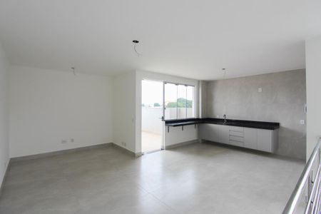 Apartamento para alugar com 110m², 3 quartos e 2 vagas Apartamento para alugar com 110m², 3 quartos e 2 vagasCozinha e Sala de Jantar