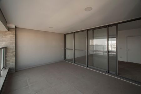 Apartamento à venda com 166m², 3 quartos e 2 vagasVaranda