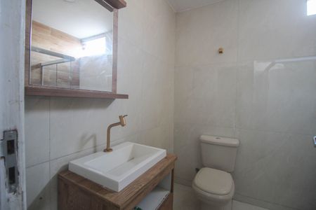 Casa para alugar com 96m², 2 quartos e sem vaga Casa para alugar com 96m², 2 quartos e sem vagaBanheiro