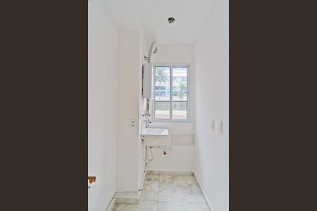 Apartamento para alugar com 37m², 2 quartos e sem vaga Apartamento para alugar com 37m², 2 quartos e sem vagaÁrea de Serviço