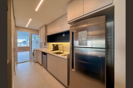 Apartamento para alugar com 140m², 2 quartos e 2 vagas Apartamento para alugar com 140m², 2 quartos e 2 vagasCozinha