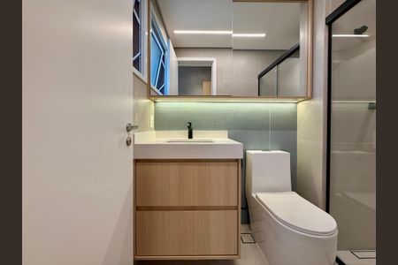 Apartamento para alugar com 140m², 2 quartos e 2 vagas Apartamento para alugar com 140m², 2 quartos e 2 vagasBanheiro Suíte