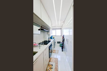 Apartamento à venda com 68m², 2 quartos e 1 vagaCozinha