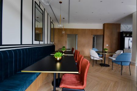 Apartamento à venda com 68m², 2 quartos e 1 vaga Apartamento à venda com 68m², 2 quartos e 1 vagaEspaço Gourmet