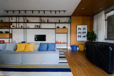 Apartamento à venda com 68m², 2 quartos e 1 vaga Apartamento à venda com 68m², 2 quartos e 1 vagaSalão de jogos