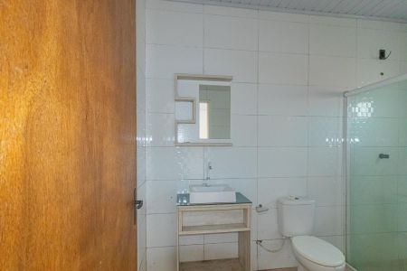 Casa para alugar com 280m², 5 quartos e 3 vagasCasa dos fundos/Banheiro