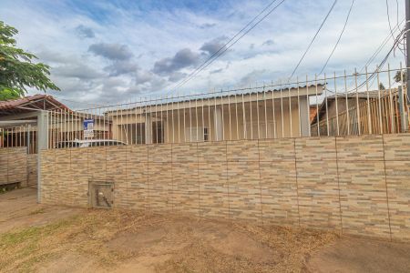 Casa para alugar com 280m², 5 quartos e 3 vagasFachada/placa