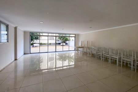 Apartamento para alugar com 74m², 2 quartos e 1 vagaSalão de Festas