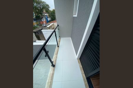 Casa à venda com 3 quartos, 85m² em Jardim Sabara, São Paulo