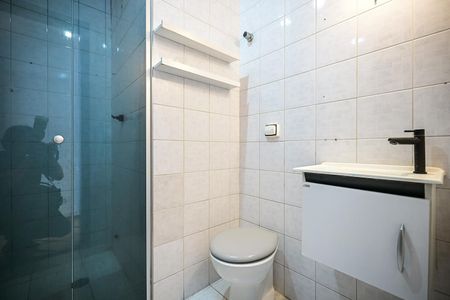 Casa para alugar com 70m², 2 quartos e 1 vagaBanheiro