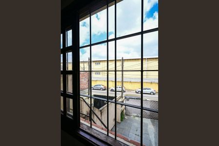 Vista de casa para alugar com 2 quartos, 70m² em Jardim Bom Tempo, Taboão da Serra