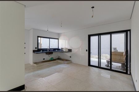 Casa à venda com 4 quartos, 680m² em Jardim Prudência, São Paulo