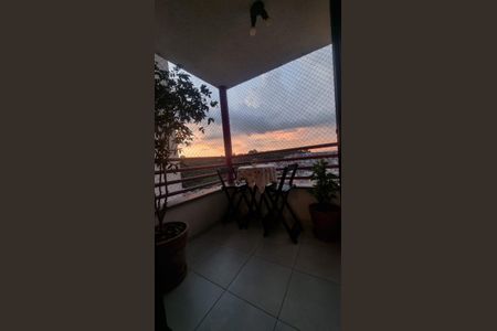 Área externa de apartamento à venda com 2 quartos, 50m² em Recanto das Rosas, Osasco