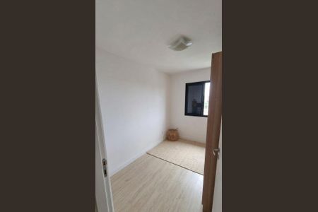 Quarto de apartamento à venda com 2 quartos, 50m² em Recanto das Rosas, Osasco