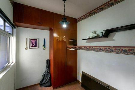 Apartamento à venda com 3 quartos, 75m² em Sagrada Família, Belo Horizonte