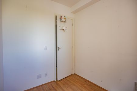 Quarto 1 de apartamento para alugar com 2 quartos, 34m² em Parque Fongaro, São Paulo