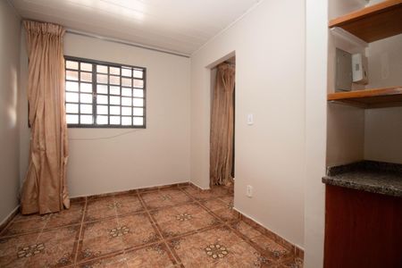 Casa para alugar com 160m², 2 quartos e 2 vagas Casa para alugar com 160m², 2 quartos e 2 vagasSala de Jantar