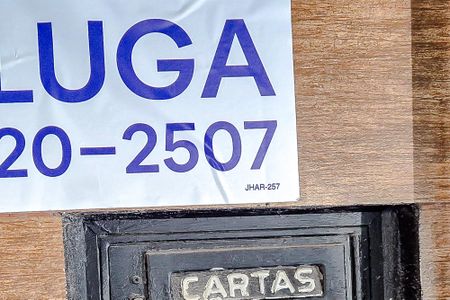Apartamento para alugar com 37m², 1 quarto e sem vagaJHAR-257