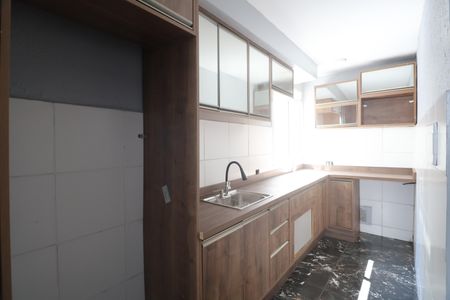 Apartamento à venda com 42m², 2 quartos e 1 vagaCozinha - Armários
