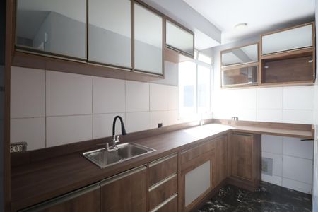 Apartamento à venda com 42m², 2 quartos e 1 vagaCozinha - Armários