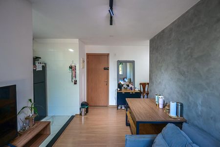 Sala de apartamento para alugar com 2 quartos, 42m² em Parque Esmeralda, São Paulo