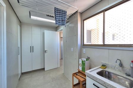 Apartamento para alugar com 206m², 3 quartos e 3 vagasÁrea de serviço