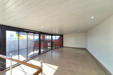 Apartamento para alugar com 206m², 3 quartos e 3 vagasSacada  
