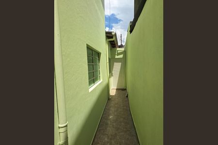 Área externa de casa para alugar com 2 quartos, 120m² em Vila Continental, São Paulo