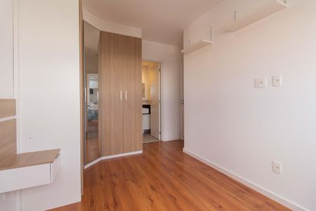 Suíte de apartamento para alugar com 2 quartos, 54m² em Liberdade, São Paulo